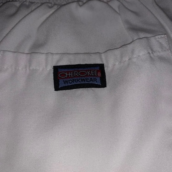 Set of scrubs - Picture 6 of 6